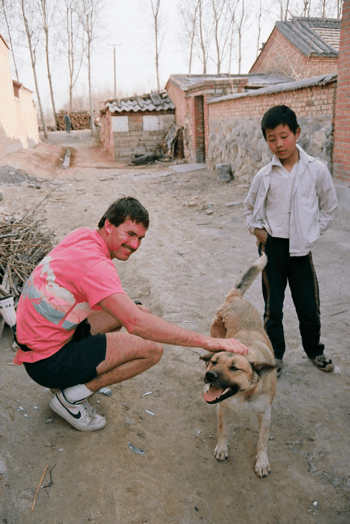九十年代北方村落里的跨国邂逅