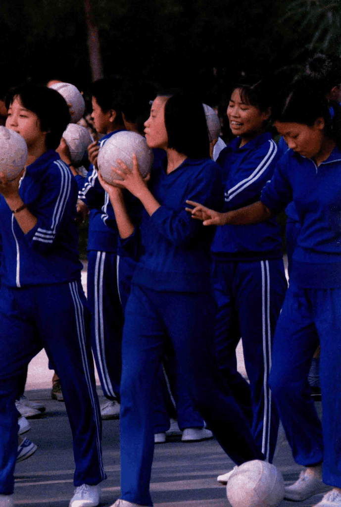 80年代校园排球少女